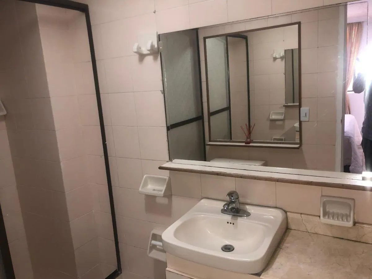 Excelente Apartamento Apartment Medellin