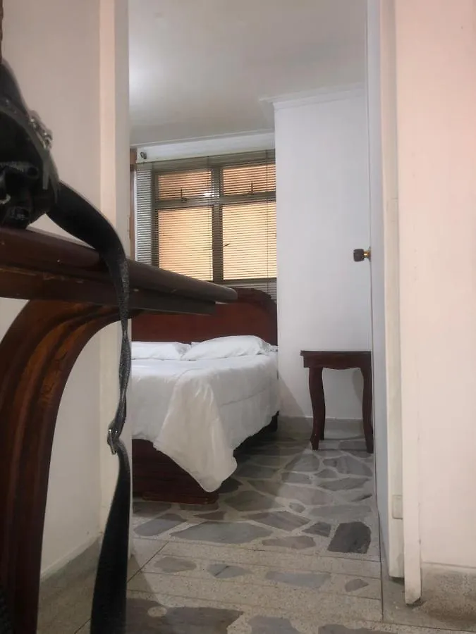 Excelente Apartamento Apartment Medellin 0*,