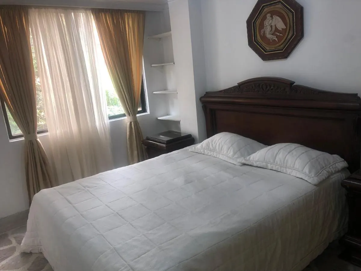Excelente Apartamento Apartment Medellin